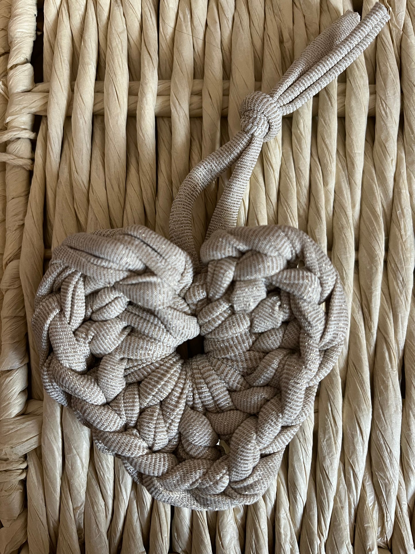 Suspension / porte-clé cœur - Beige pailleté